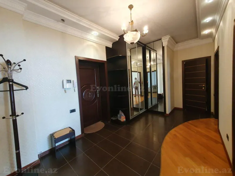 Satılır 2 otaqlı Mənzil Yeni tikili 120 m² Sahil m. - şəkil 3
