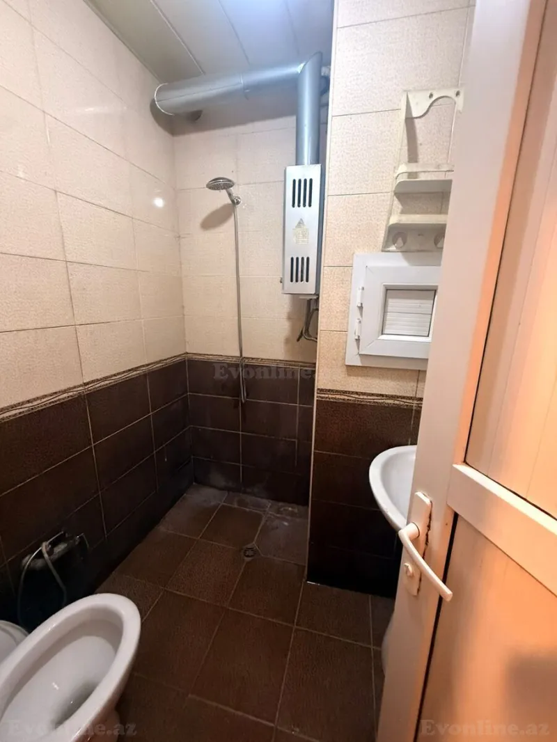 Kirayə verilir 2 otaqlı Mənzil Köhnə tikili 60 m² Nəsimi m. - şəkil 8