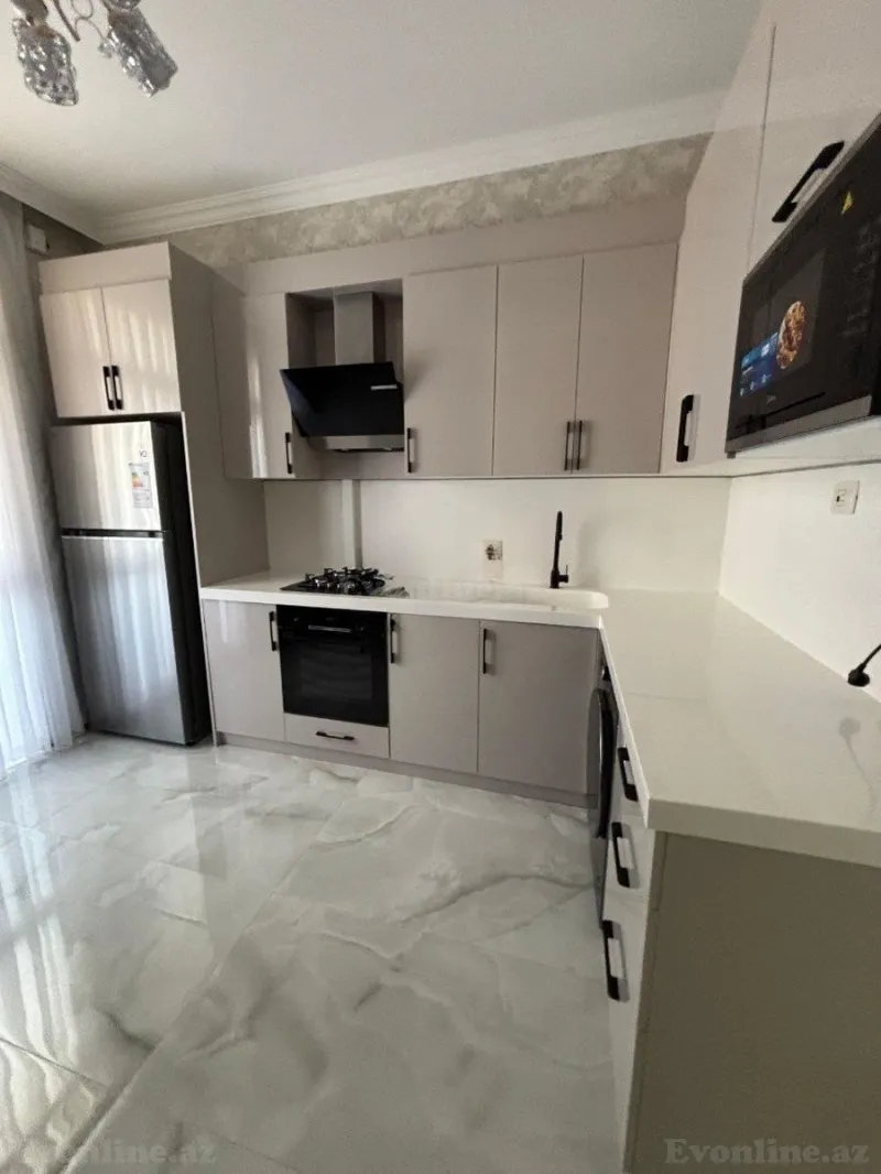 Kirayə verilir 2 otaqlı Mənzil Yeni tikili 65 m² Neftçilər m. - şəkil 8