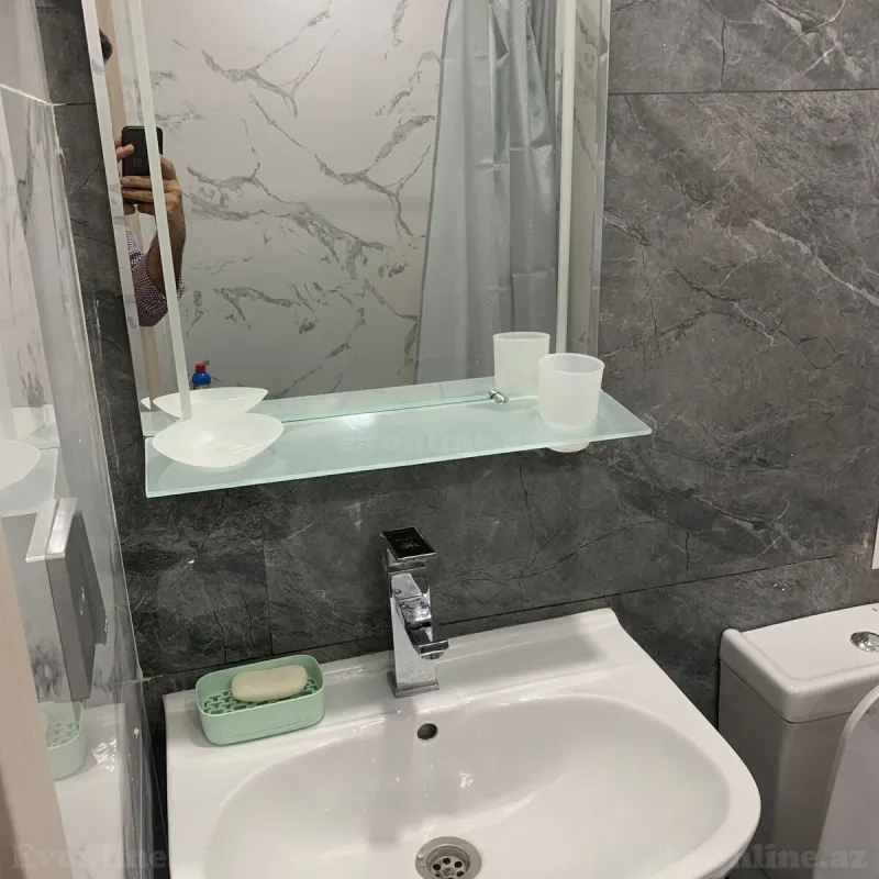 Kirayə verilir 2 otaqlı Mənzil Yeni tikili 80 m² Qara Qarayev m. - şəkil 6