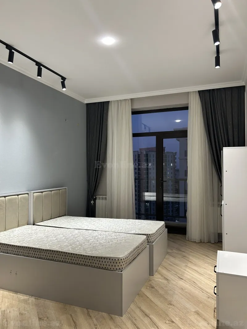 Kirayə verilir 3 otaqlı Mənzil Yeni tikili 105 m² Dərnəgül m. - şəkil 2