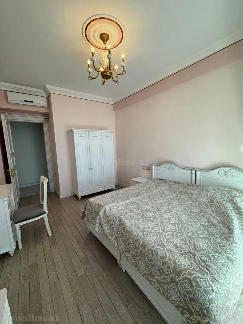 Kirayə verilir 4 otaqlı Mənzil Yeni tikili 200 m² Elmlər Akademiyası m. - şəkil 12
