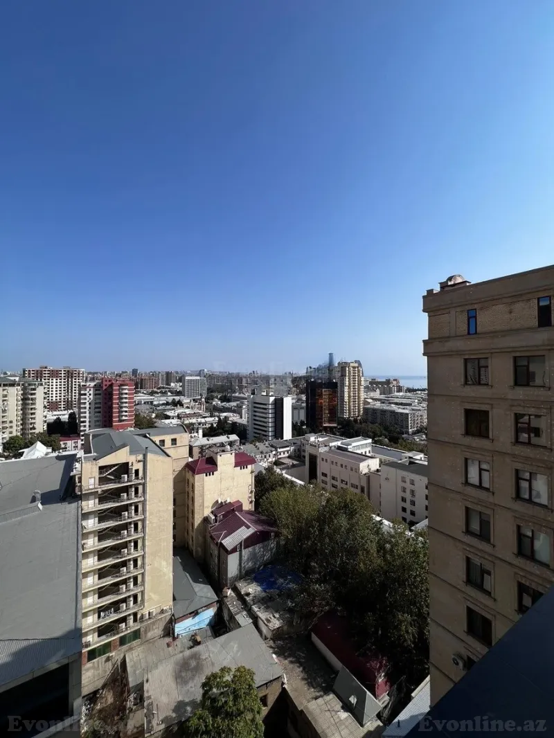Satılır 3 otaqlı Mənzil Yeni tikili 175 m² 28 May m. - şəkil 20