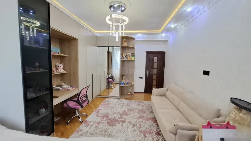 Satılır 4 otaqlı Mənzil Yeni tikili 165 m² Azadlıq prospekti m. - şəkil 16