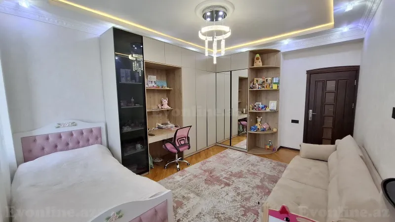 Satılır 4 otaqlı Mənzil Yeni tikili 165 m² Azadlıq prospekti m. - şəkil 17