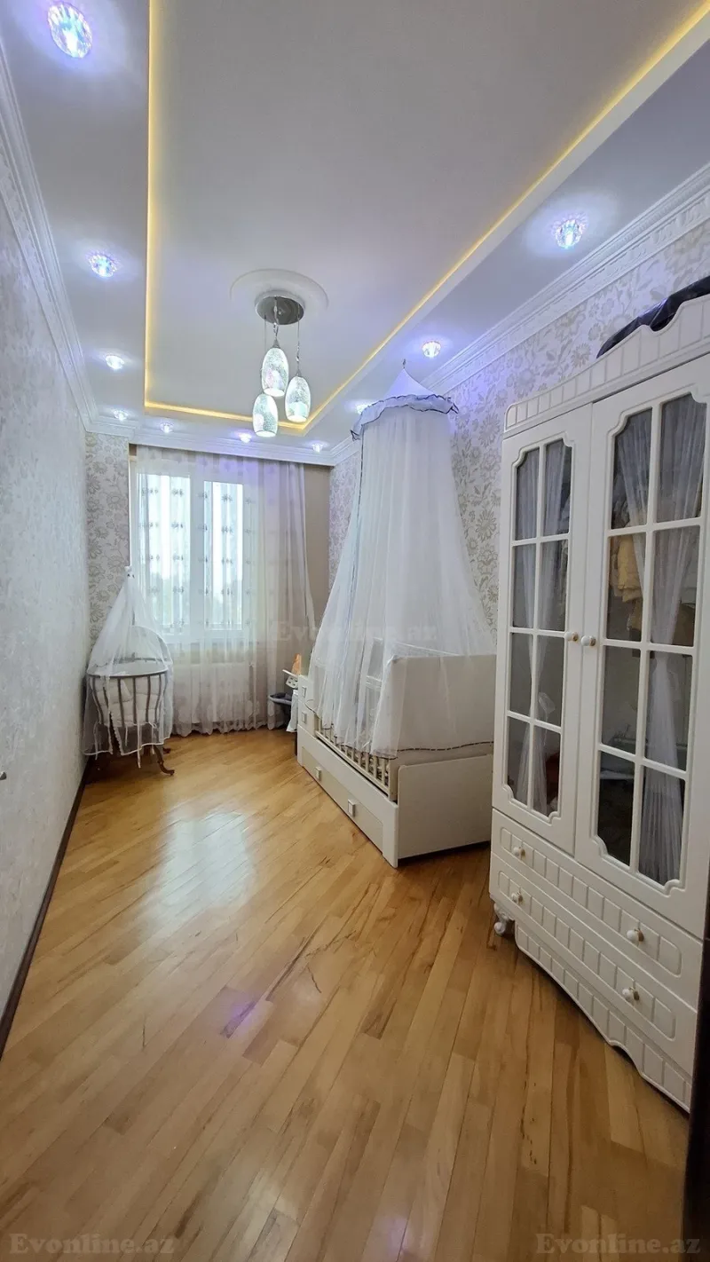 Satılır 4 otaqlı Mənzil Yeni tikili 165 m² Azadlıq prospekti m. - şəkil 18