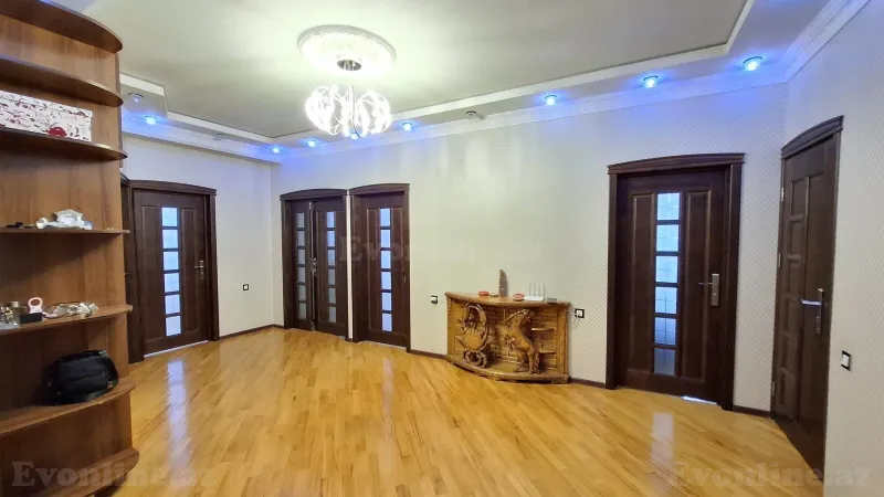 Satılır 4 otaqlı Mənzil Yeni tikili 165 m² Azadlıq prospekti m. - şəkil 30