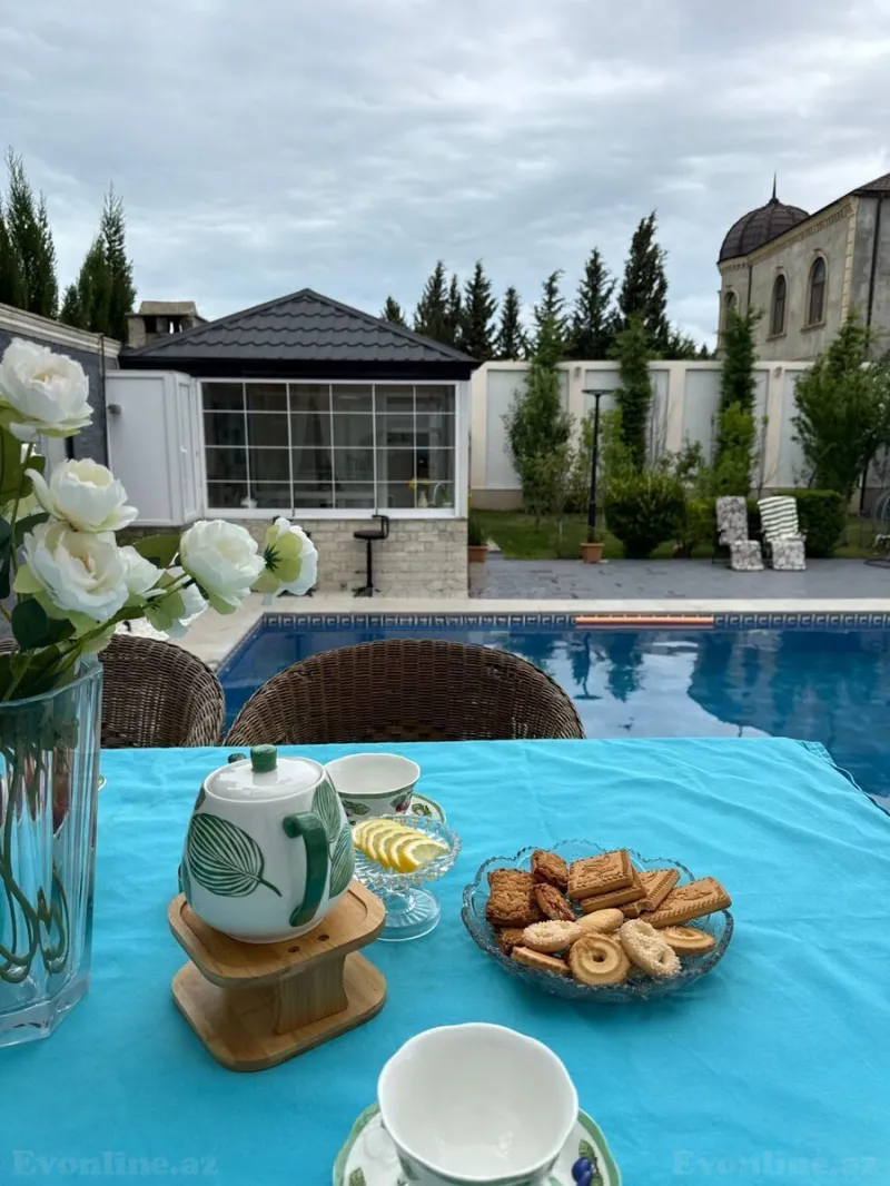 8 otaqlı Həyət evi 515 m² Mərdəkan Satılır