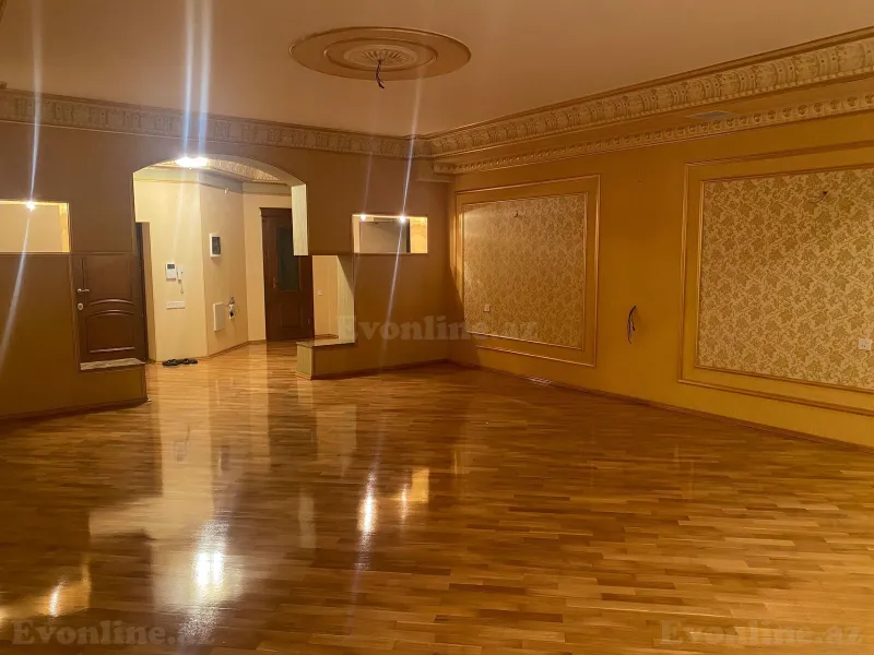 Satılır 4 otaqlı Mənzil Yeni tikili 250 m² Nəsimi r. - şəkil 4