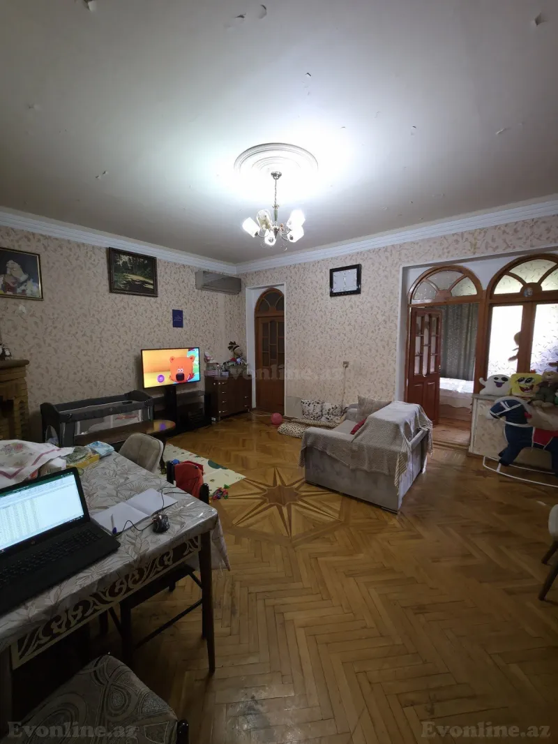 Satılır 3 otaqlı Mənzil Köhnə tikili 60 m² Bakıxanov - şəkil 7