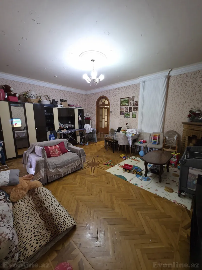 Satılır 3 otaqlı Mənzil Köhnə tikili 60 m² Bakıxanov - şəkil 8
