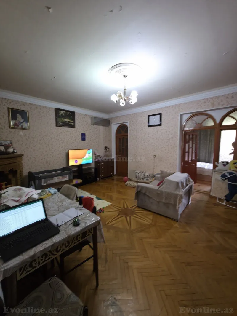 Satılır 3 otaqlı Mənzil Köhnə tikili 60 m² Bakıxanov - şəkil 13