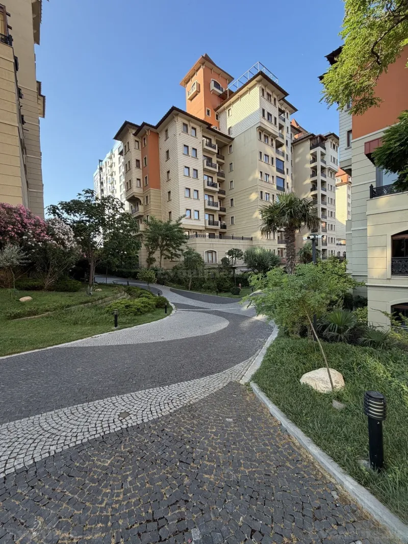 Kirayə verilir 3 otaqlı Mənzil Yeni tikili 130 m² Nərimanov r. - şəkil 11