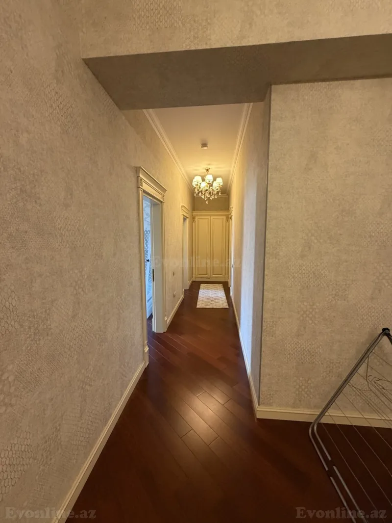 Kirayə verilir 3 otaqlı Mənzil Yeni tikili 130 m² Nərimanov r. - şəkil 21