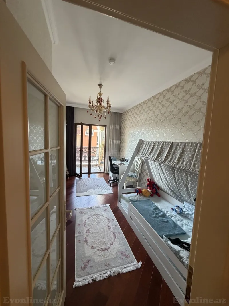 Kirayə verilir 3 otaqlı Mənzil Yeni tikili 130 m² Nərimanov r. - şəkil 22