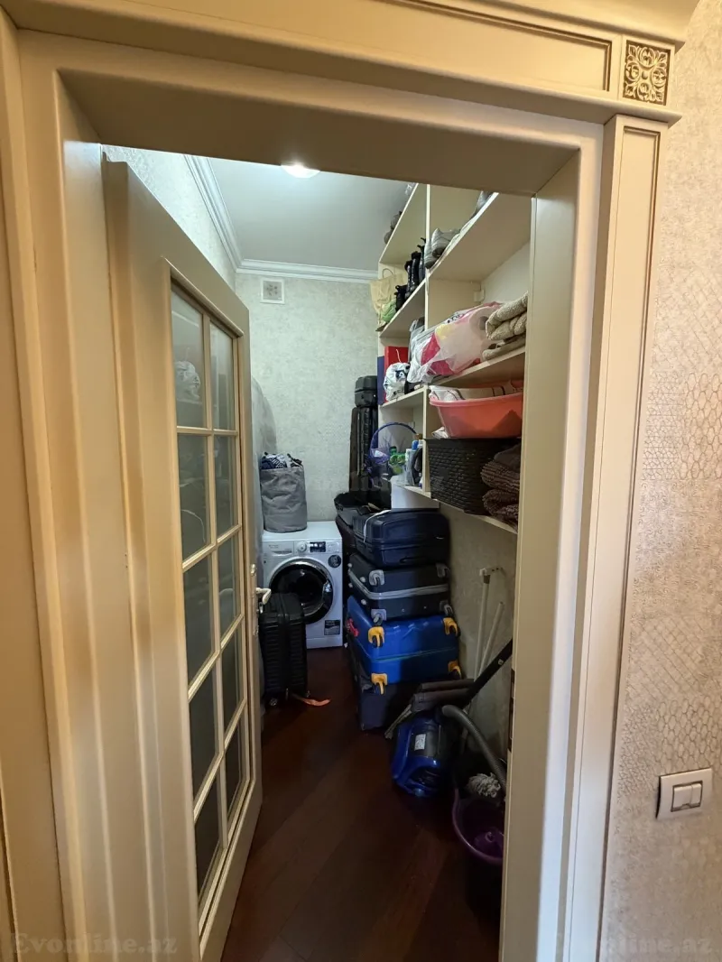 Kirayə verilir 3 otaqlı Mənzil Yeni tikili 130 m² Nərimanov r. - şəkil 30