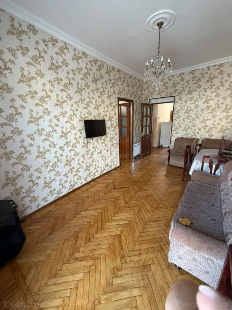 Kirayə verilir 2 otaqlı Mənzil Köhnə tikili 60 m² Elmlər Akademiyası m. - şəkil 2