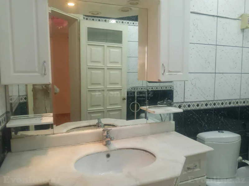 Satılır 5 otaqlı Mənzil Köhnə tikili 150 m² Sahil m. - şəkil 10