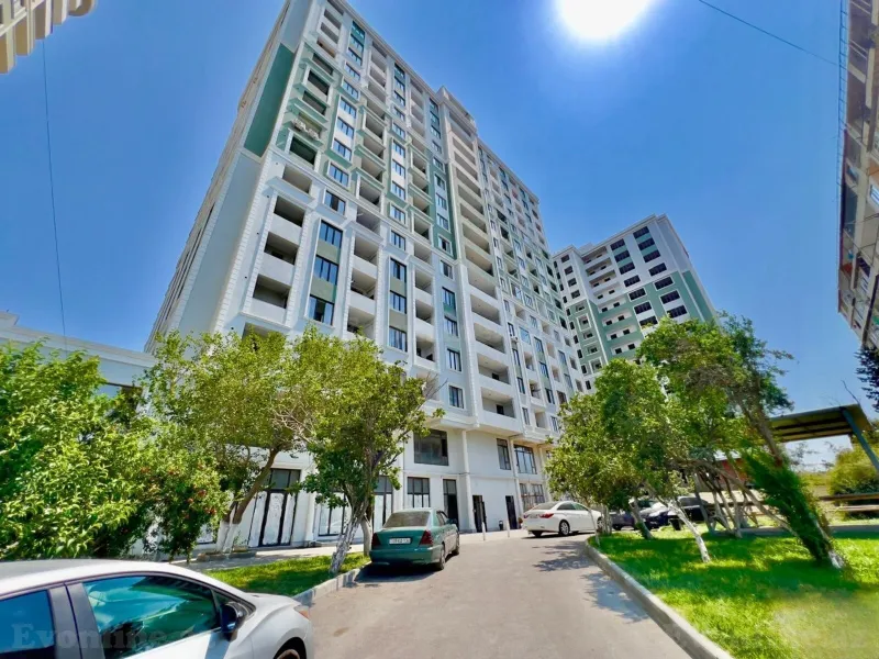3 otaqlı Mənzil 129.4 m² Xətai r. Satılır