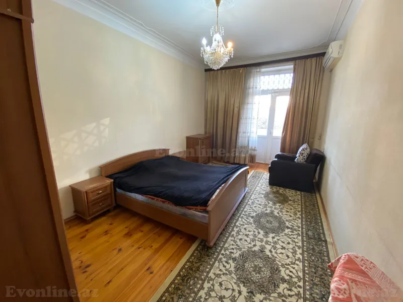 Satılır 3 otaqlı Mənzil Köhnə tikili 70 m² Qara Qarayev m. - şəkil 9