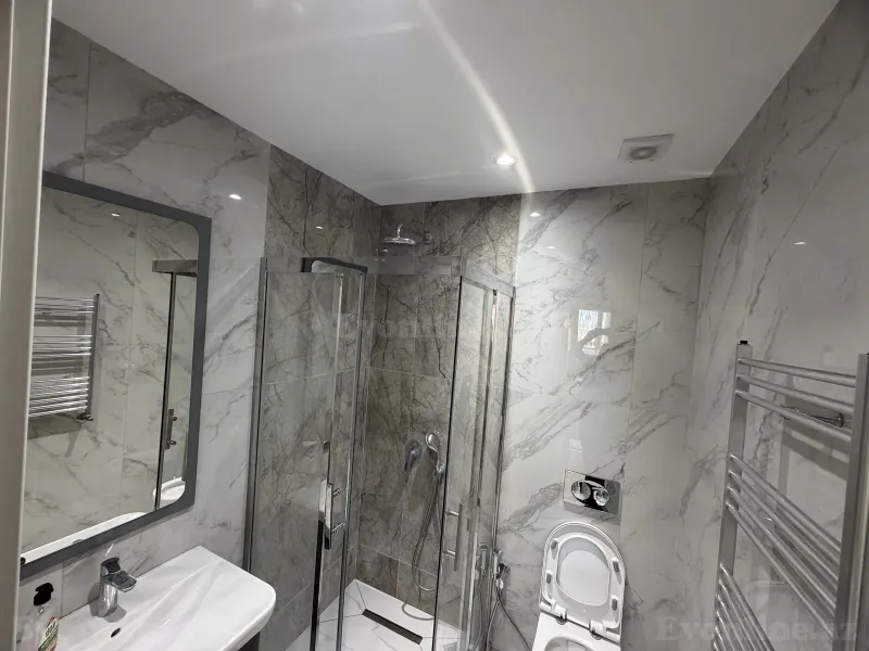 Kirayə verilir 3 otaqlı Mənzil Yeni tikili 75 m² Memar Əcəmi m. - şəkil 14