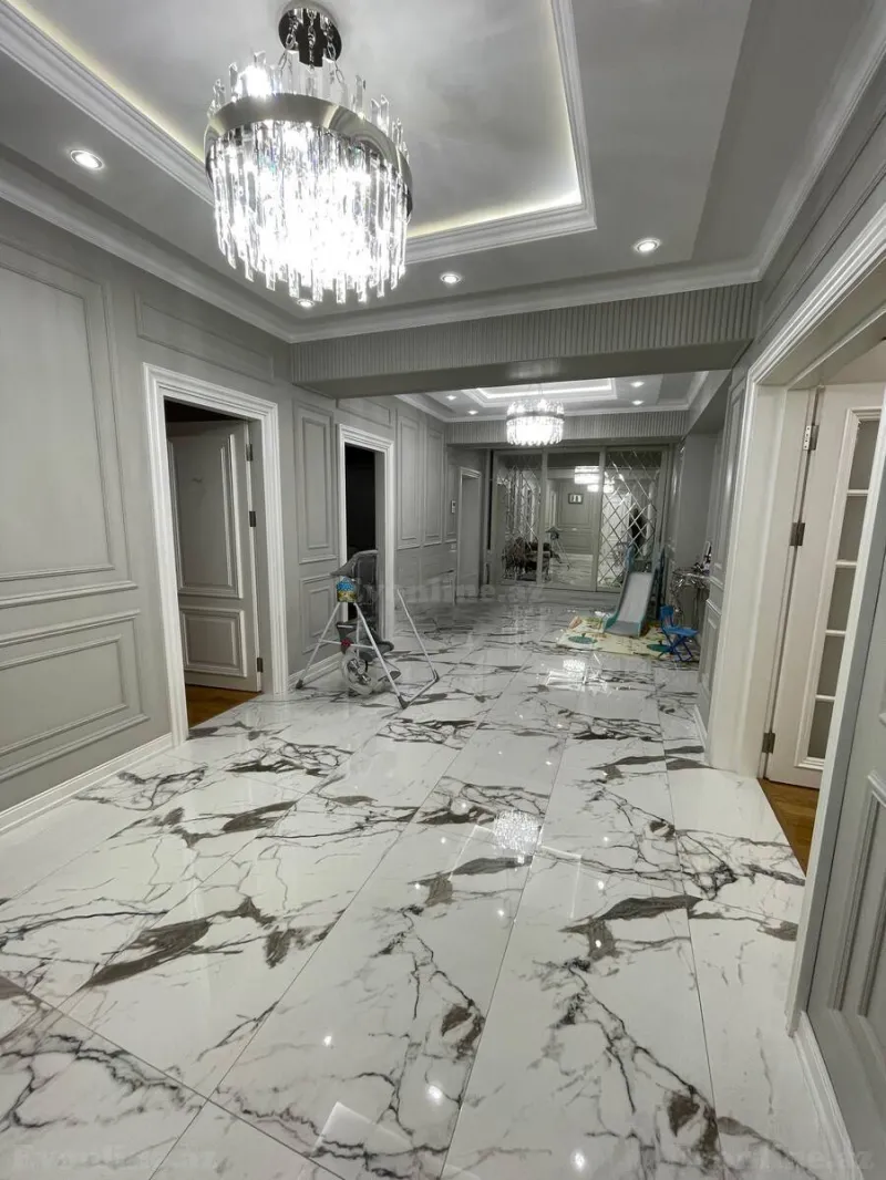 Satılır 4 otaqlı Mənzil Yeni tikili 180 m² Nəsimi m. - şəkil 5