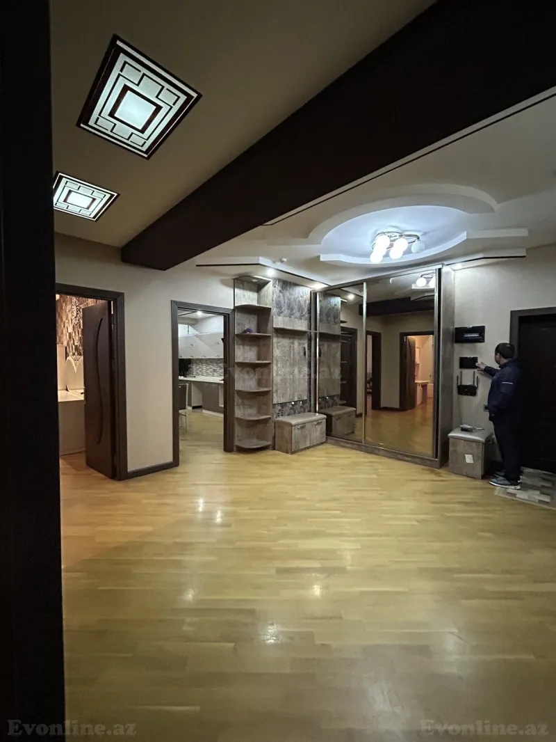 Kirayə verilir 3 otaqlı Mənzil Yeni tikili 125 m² Həzi Aslanov m. - şəkil 12