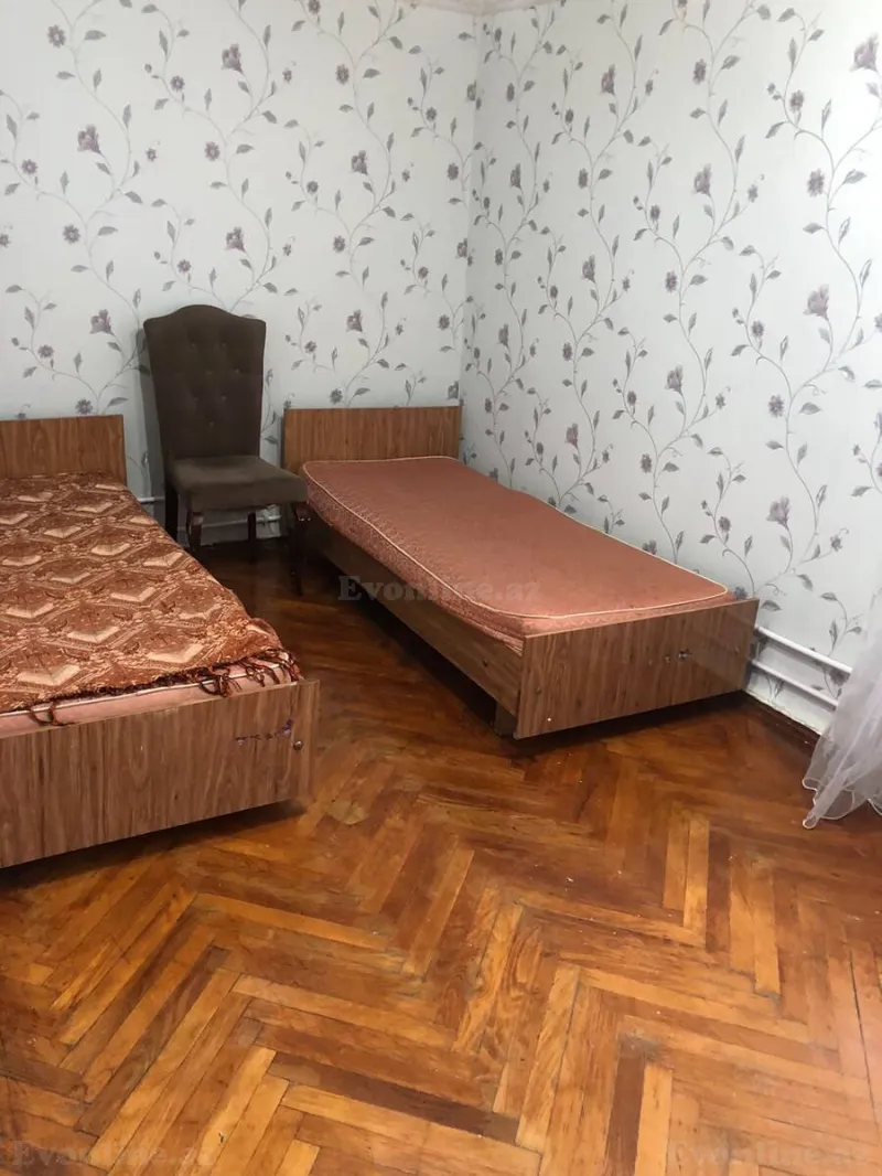 Kirayə verilir 2 otaqlı Mənzil Köhnə tikili 55 m² İnşaatçılar m.