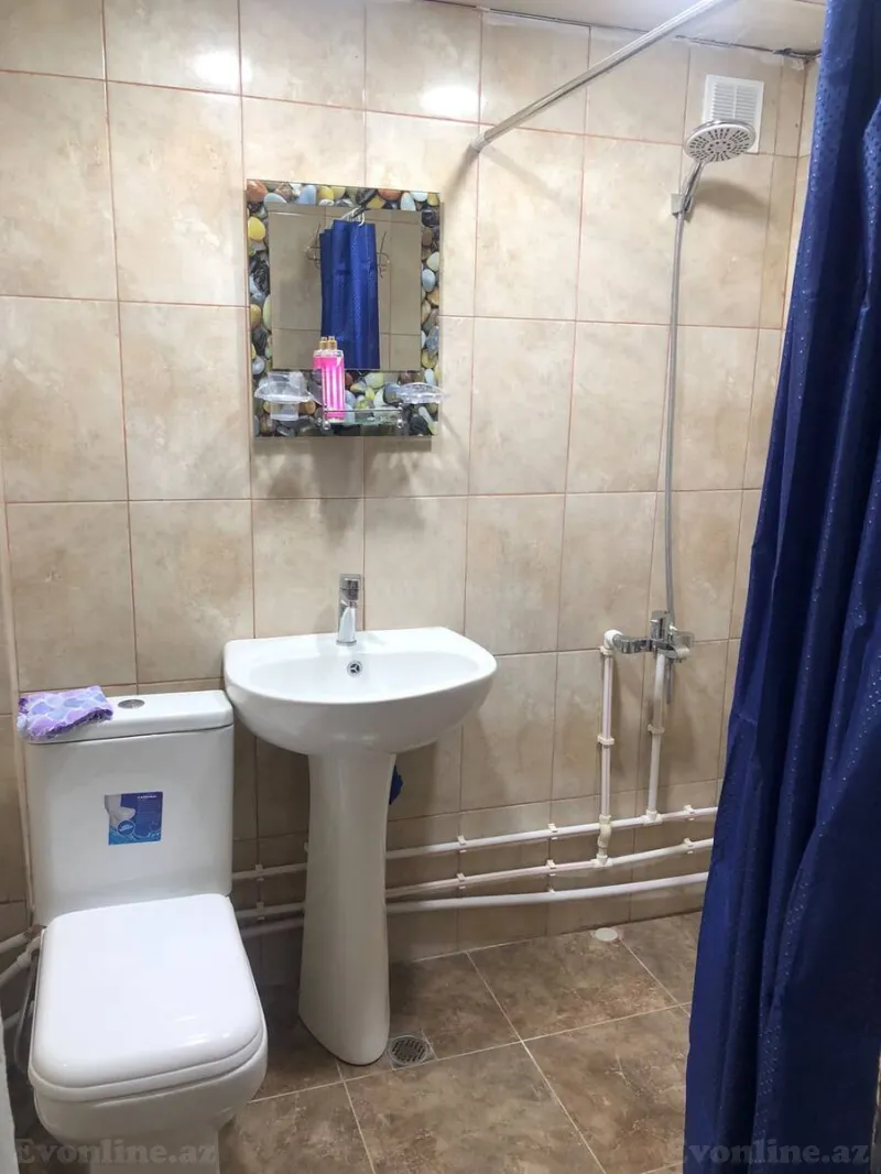 Kirayə verilir 2 otaqlı Mənzil Köhnə tikili 55 m² İnşaatçılar m. - şəkil 3