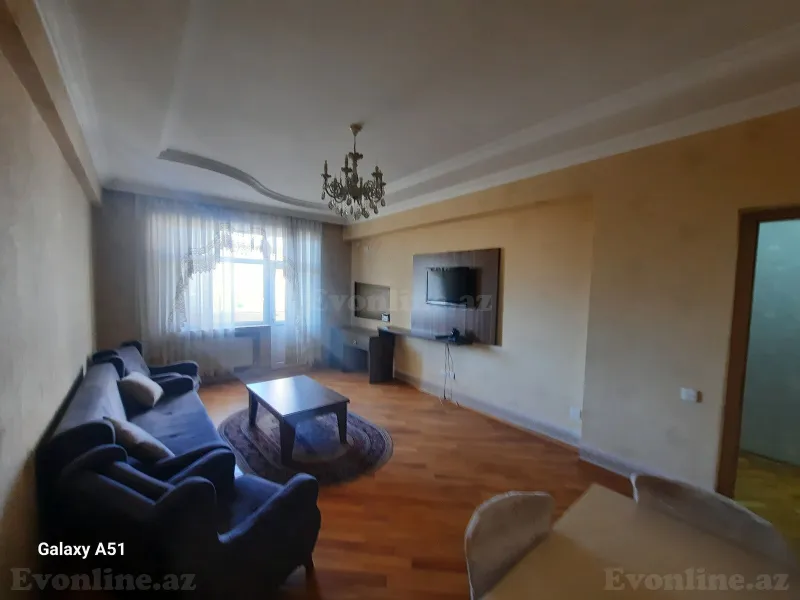 Kirayə verilir 3 otaqlı Mənzil Yeni tikili 110 m² İnşaatçılar m. - şəkil 3