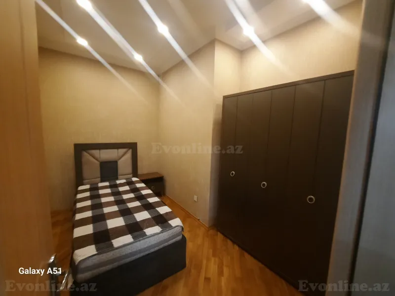 Kirayə verilir 3 otaqlı Mənzil Yeni tikili 110 m² İnşaatçılar m. - şəkil 7