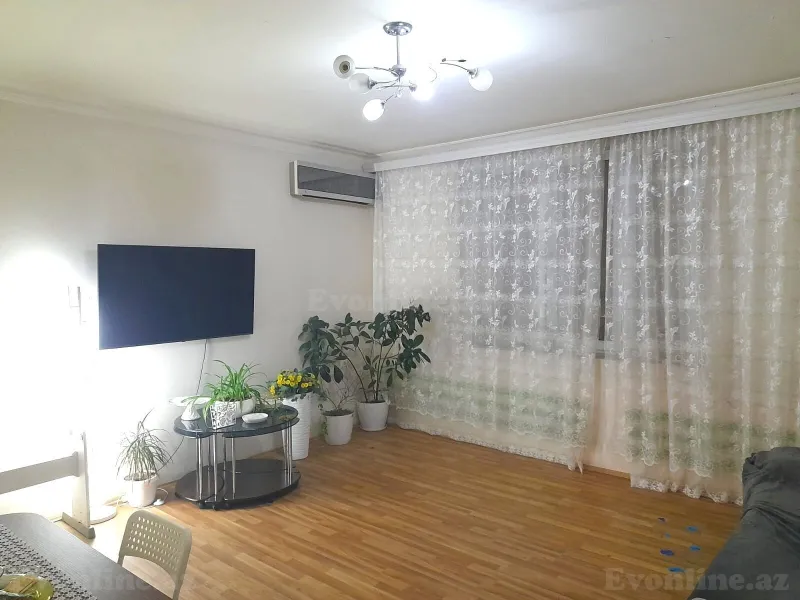 Satılır 2 otaqlı Mənzil Köhnə tikili 105 m² Elmlər Akademiyası m. - şəkil 2