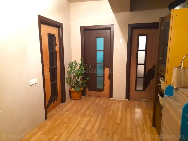 Satılır 2 otaqlı Mənzil Köhnə tikili 105 m² Elmlər Akademiyası m. - şəkil 7