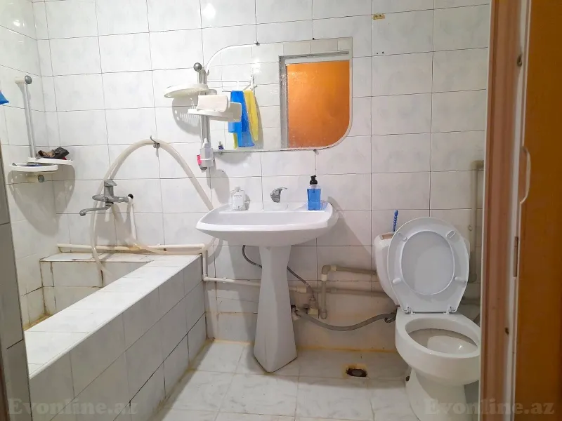 Satılır 2 otaqlı Mənzil Köhnə tikili 105 m² Elmlər Akademiyası m. - şəkil 9