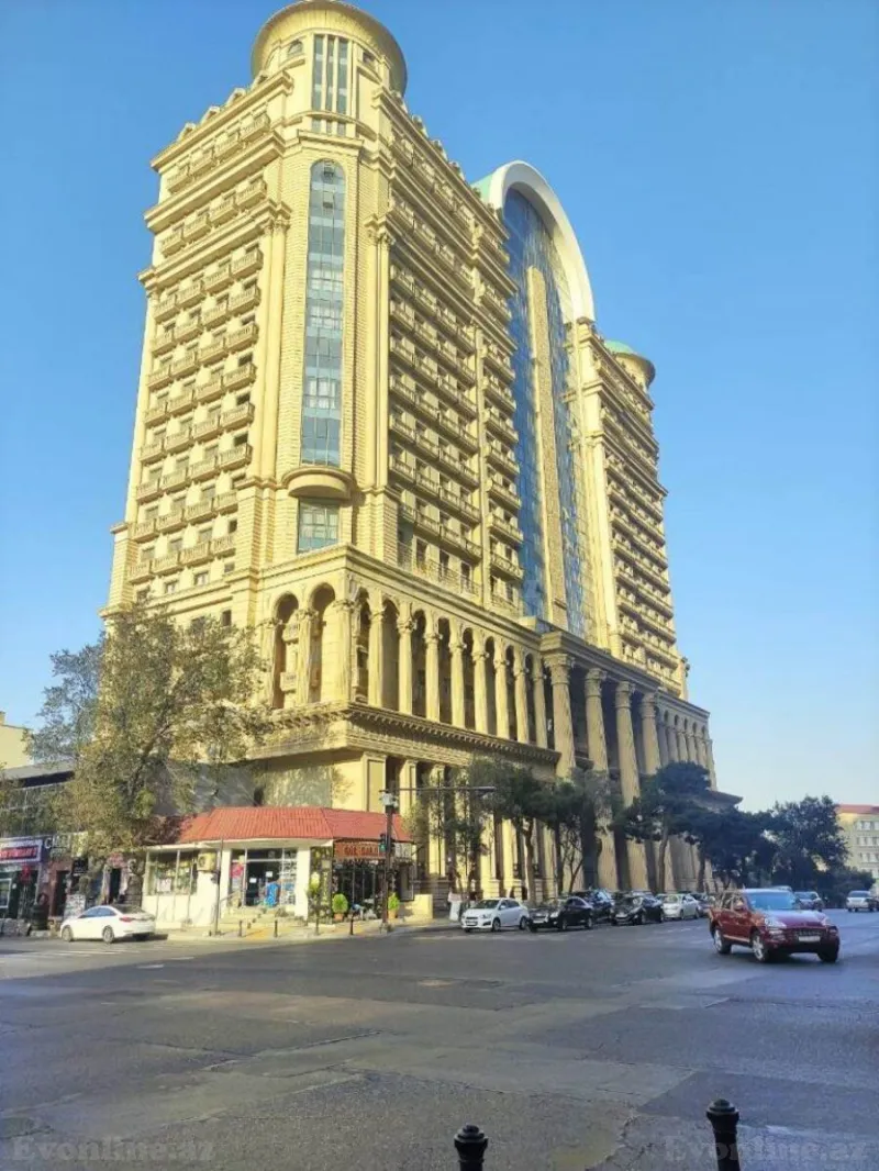 Kirayə verilir 4 otaqlı Mənzil Yeni tikili 175 m² Elmlər Akademiyası m. - şəkil 9