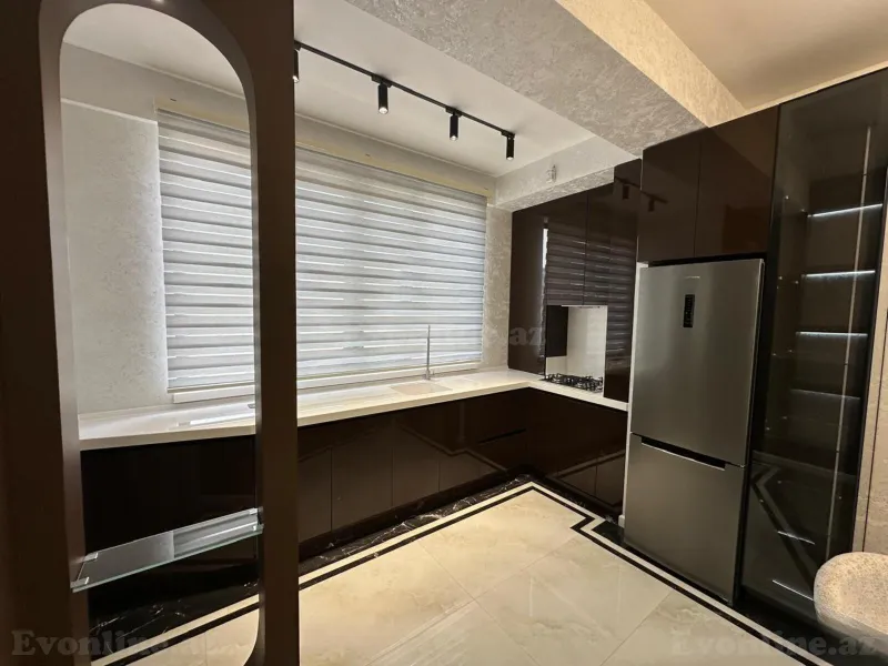 Kirayə verilir 3 otaqlı Mənzil Yeni tikili 90 m² Gənclik m. - şəkil 16