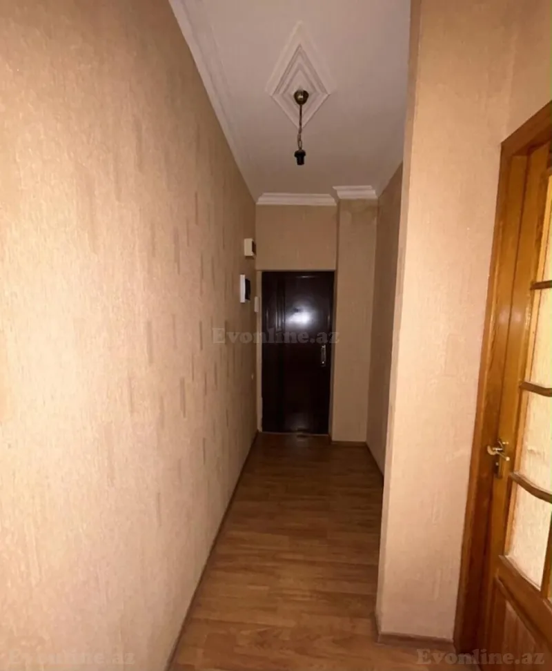 Satılır 2 otaqlı Mənzil Köhnə tikili 70 m² Azadlıq prospekti m. - şəkil 17