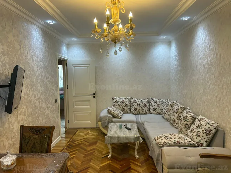 Satılır 3 otaqlı Mənzil Köhnə tikili 70 m² Xətai r. - şəkil 2