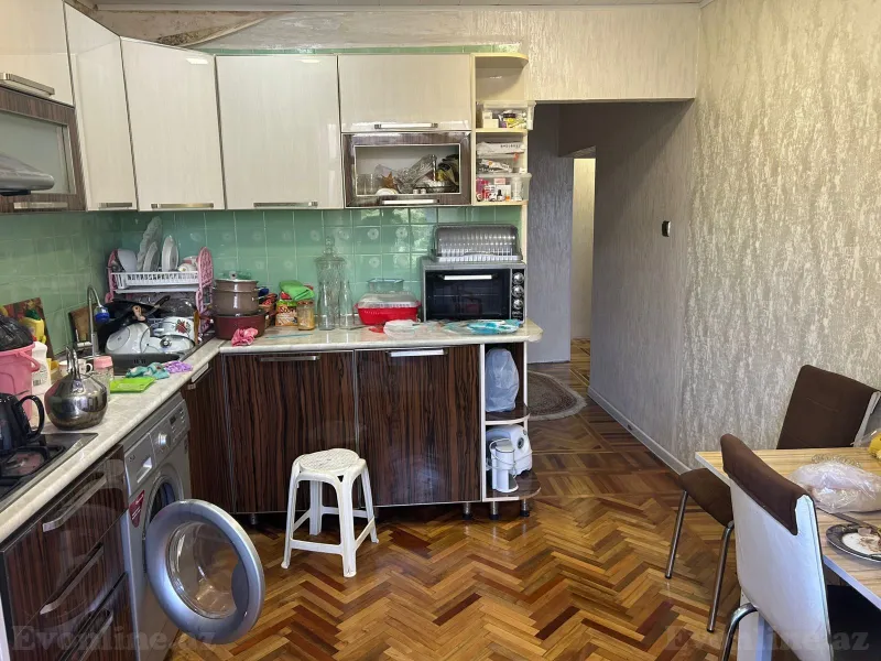 Satılır 3 otaqlı Mənzil Köhnə tikili 70 m² Xətai r. - şəkil 3