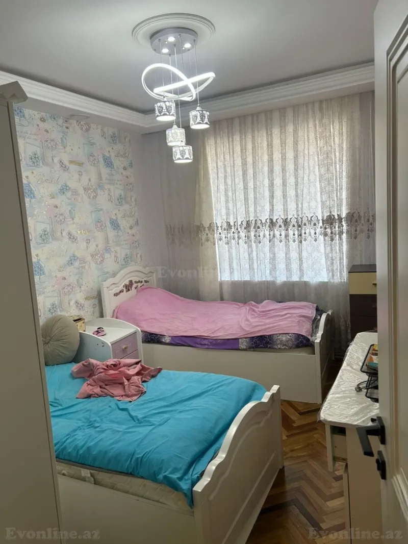 Satılır 3 otaqlı Mənzil Köhnə tikili 70 m² Xətai r. - şəkil 6