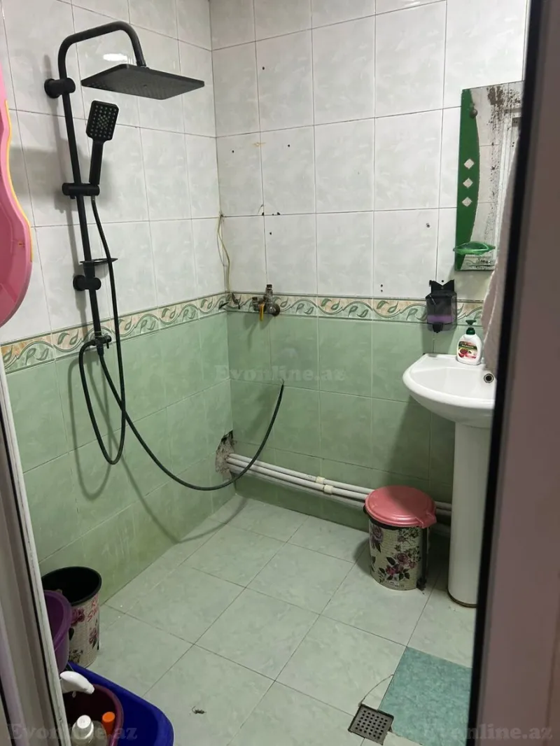 Satılır 3 otaqlı Mənzil Köhnə tikili 70 m² Xətai r. - şəkil 9