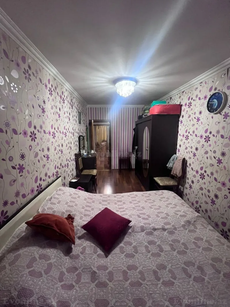 Satılır 3 otaqlı Mənzil Köhnə tikili 72 m² İnşaatçılar m. - şəkil 5