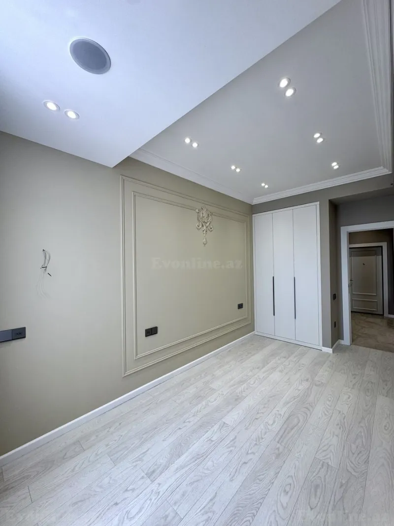 Satılır 2 otaqlı Mənzil Yeni tikili 76 m² Qara Qarayev m. - şəkil 9