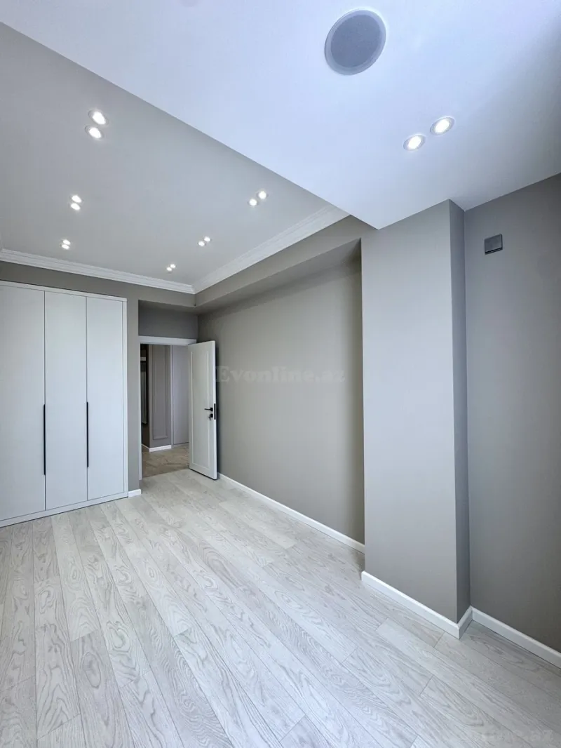 Satılır 2 otaqlı Mənzil Yeni tikili 76 m² Qara Qarayev m. - şəkil 10