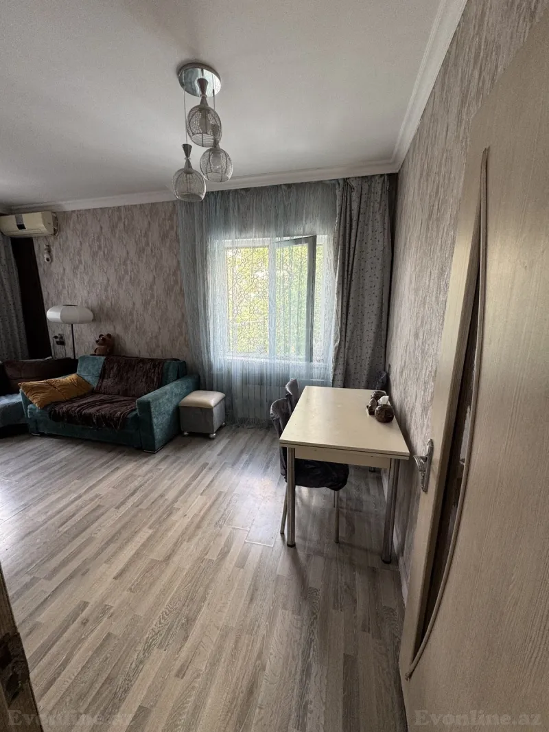 Satılır 2 otaqlı Mənzil Köhnə tikili 40 m² Bakıxanov - şəkil 3