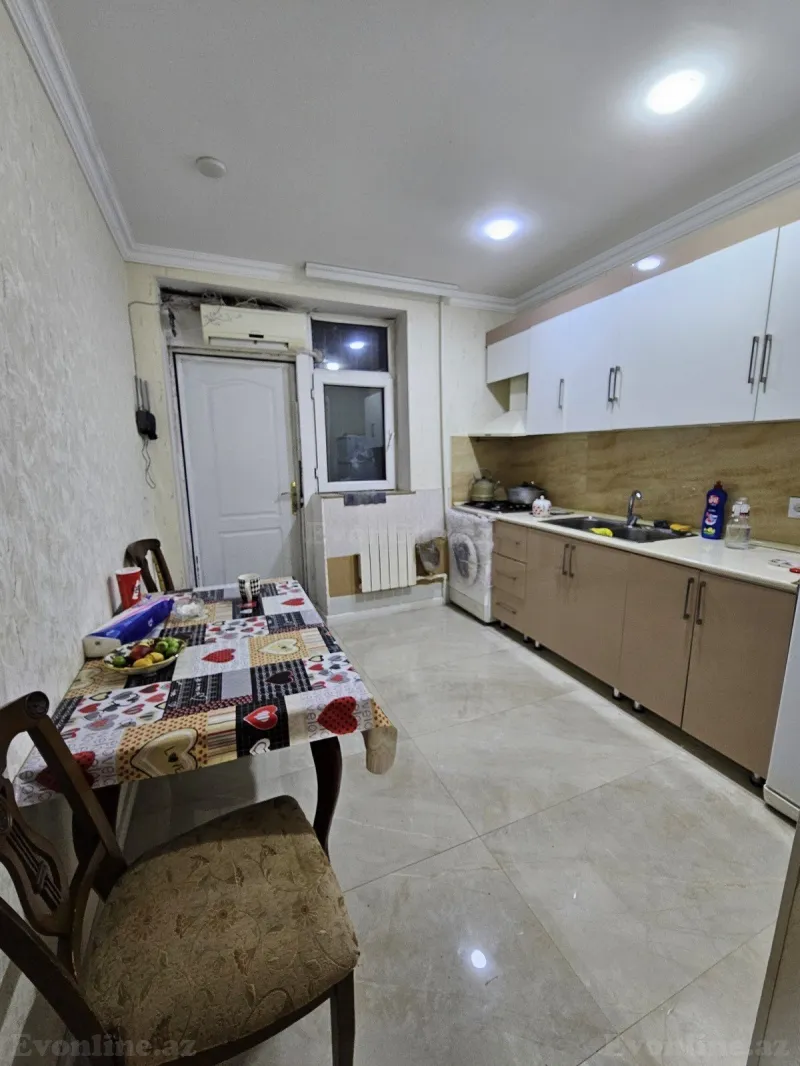 Satılır 2 otaqlı Mənzil Köhnə tikili 48 m² 7-ci mikrorayon - şəkil 3