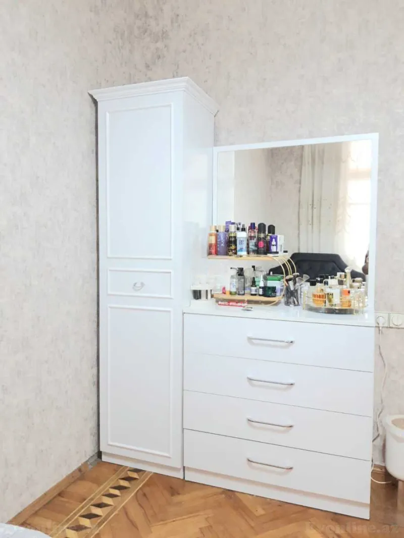 Satılır 4 otaqlı Mənzil Köhnə tikili 135 m² Neftçilər m. - şəkil 7