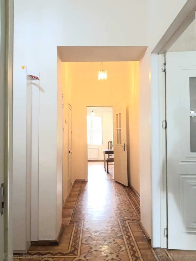 Satılır 4 otaqlı Mənzil Köhnə tikili 135 m² Neftçilər m. - şəkil 17