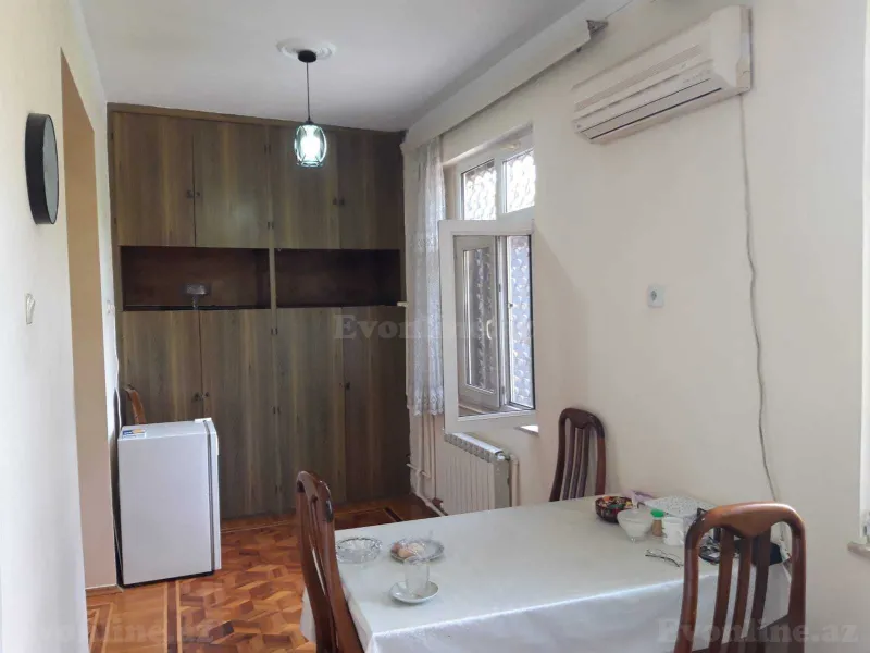 Satılır 4 otaqlı Mənzil Köhnə tikili 135 m² Neftçilər m. - şəkil 21