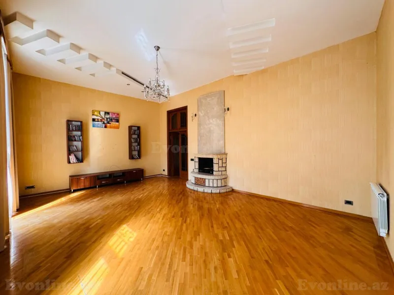 Satılır 7 otaqlı Mənzil Köhnə tikili 450 m² 28 May m. - şəkil 6